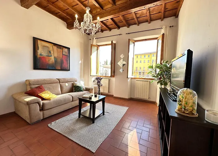 Luxurious View On Santa Croce